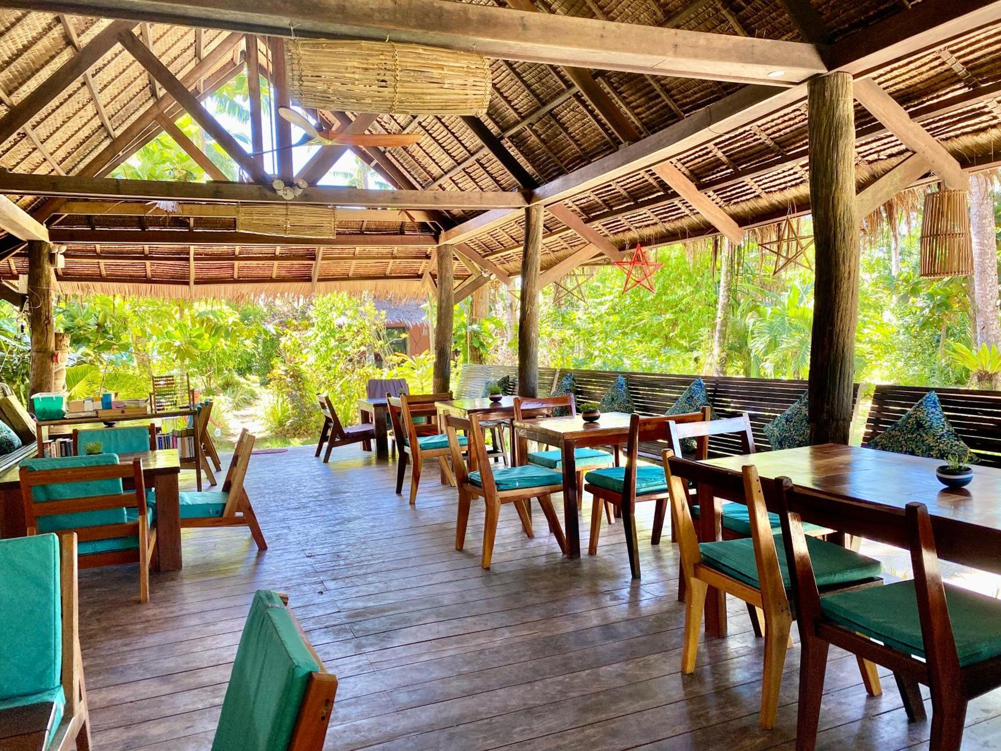 Emerald House Village General Luna  Bagian luar foto